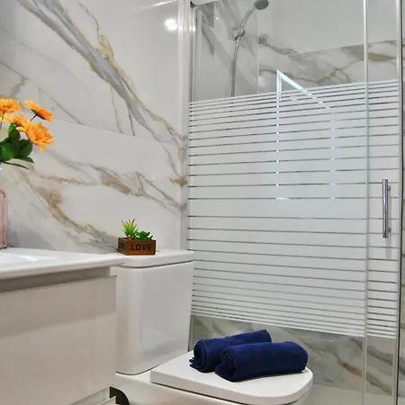 Villa Villa Puerto Rico In Front Of The Shopping Center With Private Heated Saltwater Jacuzzi Pool & Arcade Games Puerto Rico (Gran Canaria)