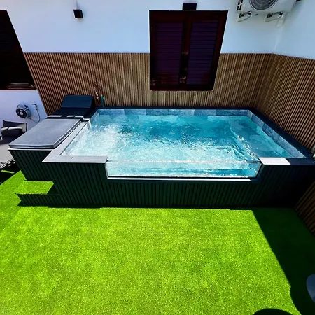 Villa Villa Puerto Rico In Front Of The Shopping Center With Private Heated Saltwater Jacuzzi Pool & Arcade Games Puerto Rico (Gran Canaria)